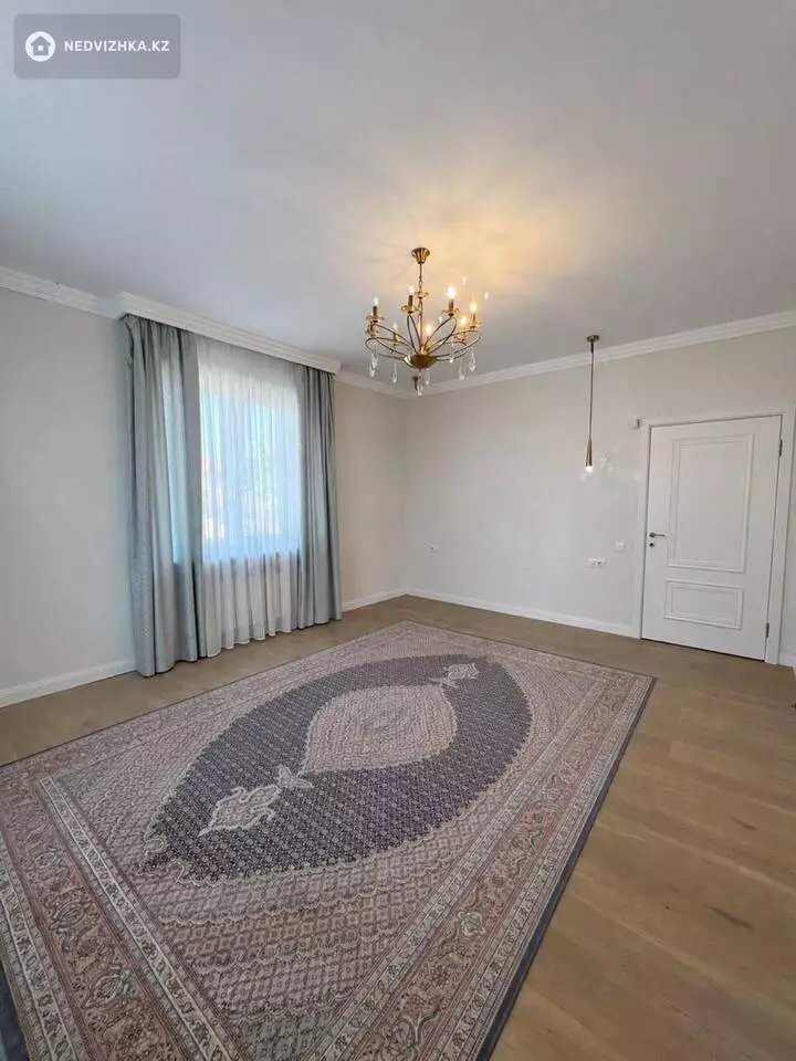 5-комнатный дом, 8 соток, 230 м², фотография 5