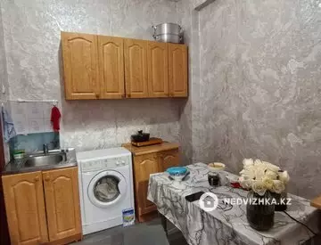 2-комнатная квартира, этаж 1 из 5, 42 м², миниатюра 6