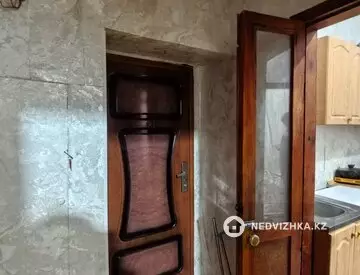 2-комнатная квартира, этаж 1 из 5, 42 м², миниатюра 9
