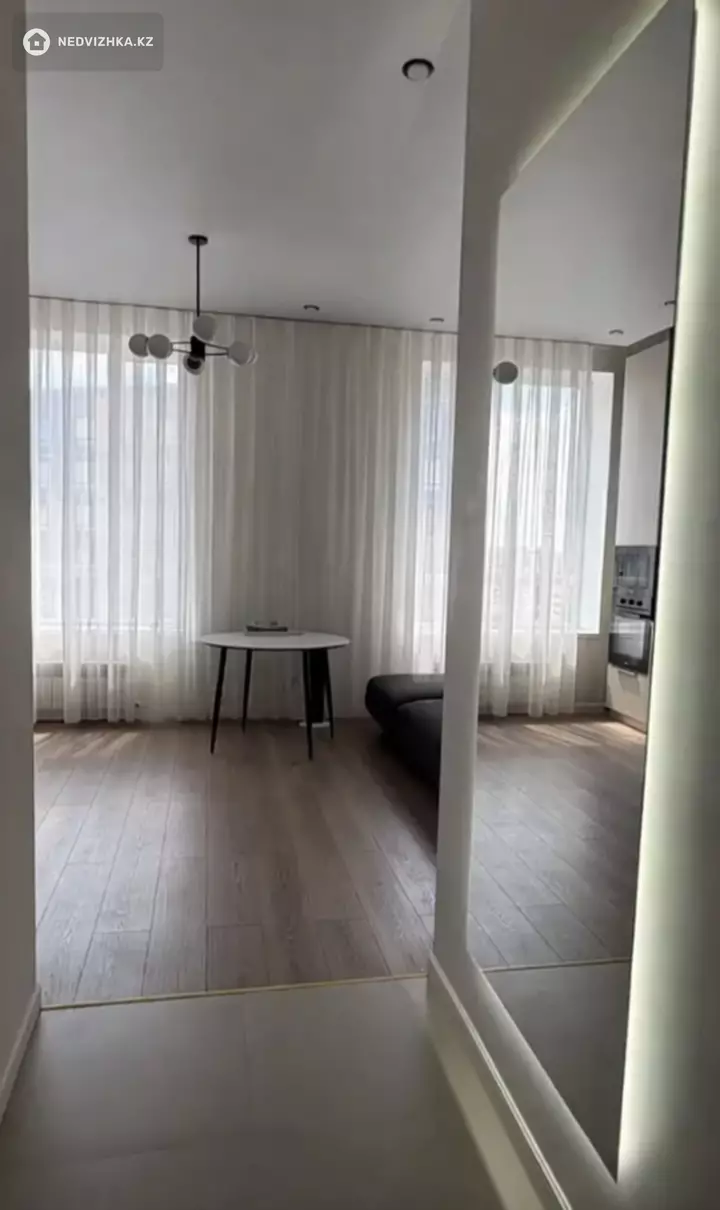 1-комнатная квартира, этаж 12 из 12, 39 м²