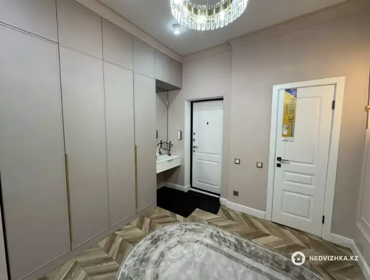 2-комнатная квартира, этаж 4 из 4, 80 м², 3-фотосурет