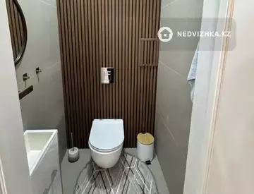 2-комнатная квартира, этаж 4 из 4, 80 м², миниатюра 1