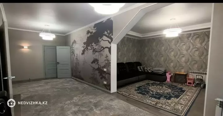 4-комнатный дом, 8 соток, 224 м²
