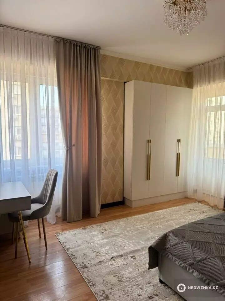 2-комнатная квартира, этаж 7 из 9, 85 м², фотография 3