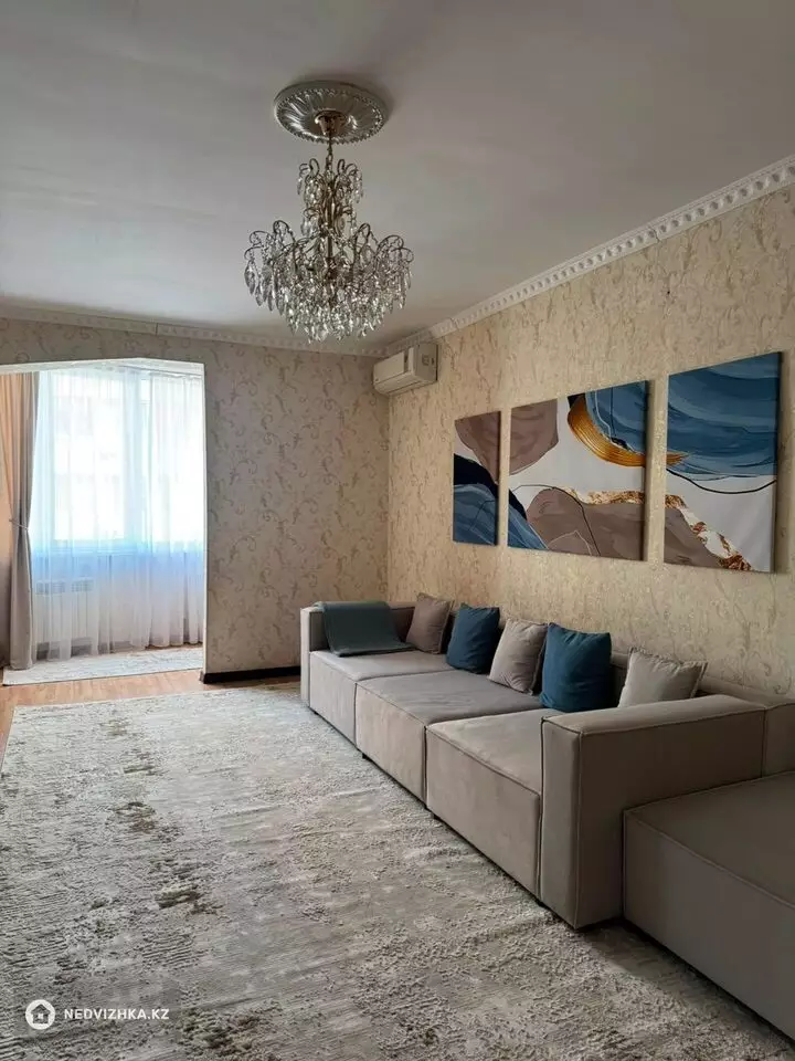 2-комнатная квартира, этаж 7 из 9, 85 м², фотография 4