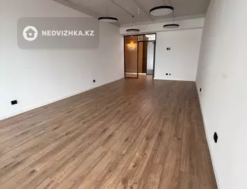 Офис, этаж 17 из 18, 40 м², На длительный срок