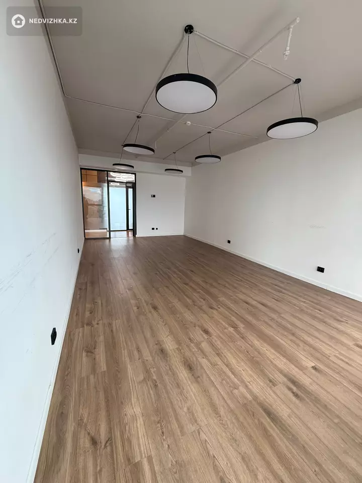 Офис, этаж 17 из 18, 40 м², На длительный срок, фотография 4