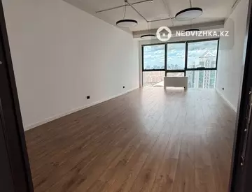 Офис, этаж 17 из 18, 40 м², На длительный срок