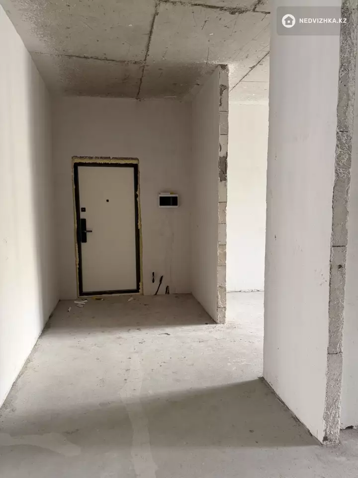 2-комнатная квартира, этаж 4 из 16, 72 м²