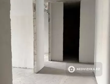 2-комнатная квартира, этаж 4 из 16, 72 м², миниатюра 4