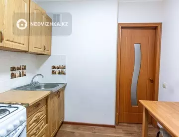 1-комнатная квартира, этаж 2 из 4, 33 м², миниатюра 6