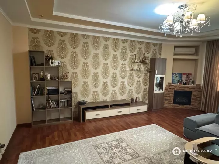 3-комнатная квартира, этаж 5 из 9, 125 м², фотография 3