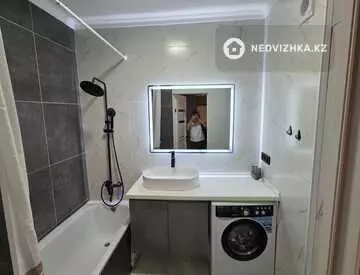 3-комнатная квартира, этаж 2 из 12, 86 м²