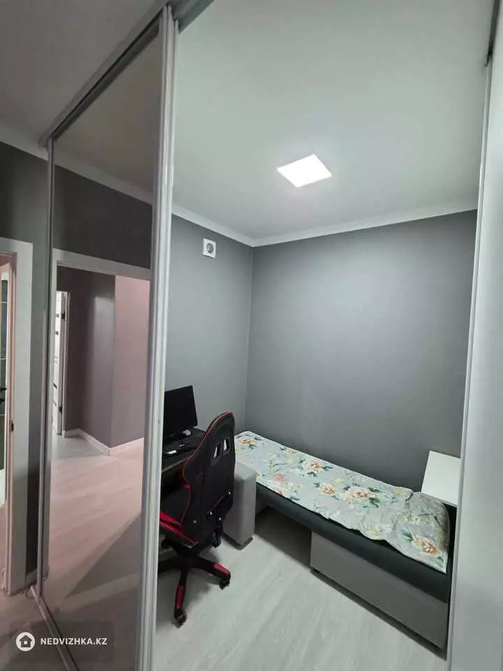 3-комнатная квартира, этаж 2 из 12, 86 м², фотография 4