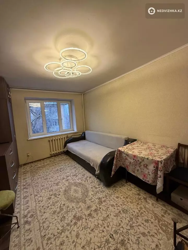 2-комнатная квартира, этаж 3 из 3, 36 м², фотография 5