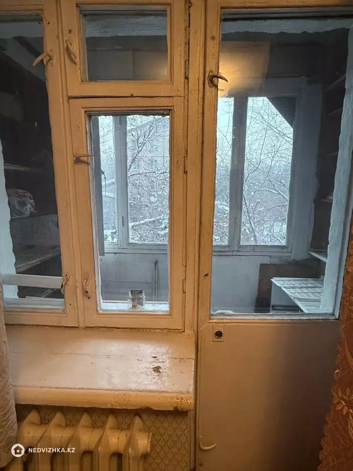 2-комнатная квартира, этаж 3 из 3, 36 м², фотография 4