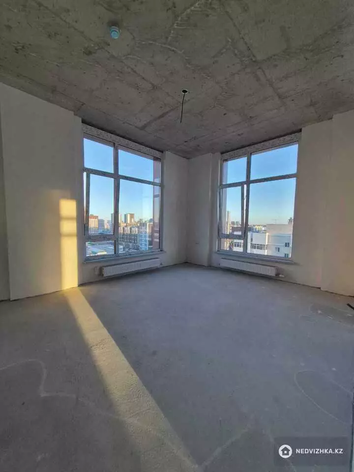 4-комнатная квартира, этаж 14 из 14, 160 м²