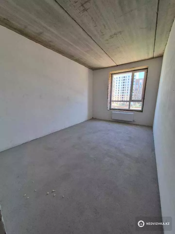 4-комнатная квартира, этаж 4 из 9, 119 м², фотография 4