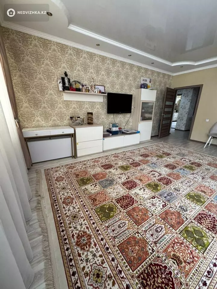 2-комнатная квартира, этаж 11 из 13, 101 м², 2-фотосурет