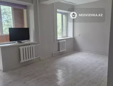 1-комнатная квартира, этаж 4 из 5, 35 м²