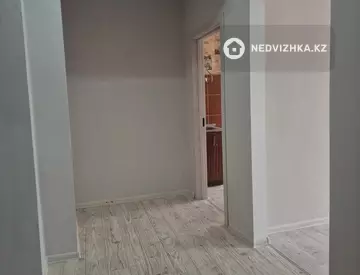1-комнатная квартира, этаж 4 из 5, 35 м²