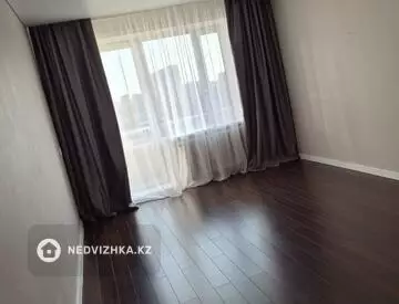 2-комнатная квартира, этаж 7 из 9, 46 м², миниатюра 1