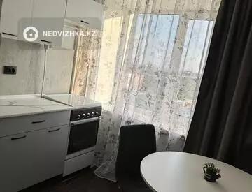 2-комнатная квартира, этаж 7 из 9, 46 м², миниатюра 3