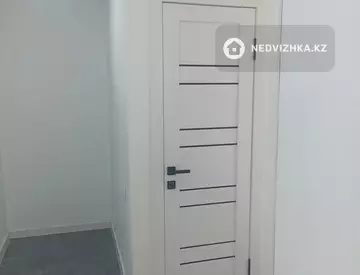 2-комнатная квартира, этаж 7 из 9, 46 м², миниатюра 4