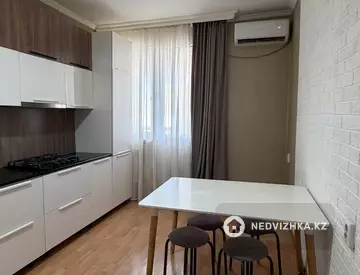 3-комнатная квартира, этаж 3 из 9, 95 м²