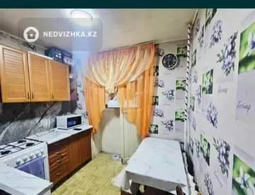 4-комнатная квартира, этаж 2 из 9, 67 м², миниатюра 6