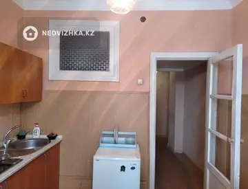 2-комнатная квартира, этаж 2 из 4, 60 м²
