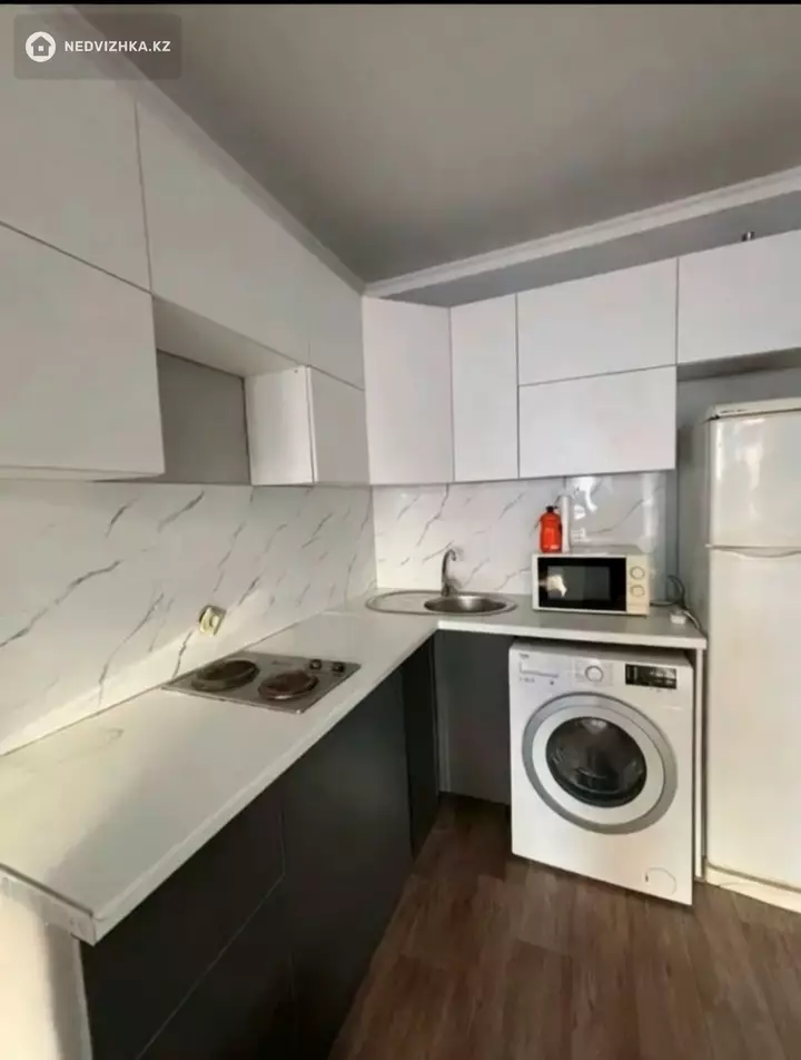 2-комнатная квартира, этаж 10 из 13, 55 м², фотография 3