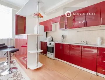 2-комнатная квартира, этаж 4 из 8, 65 м², Посуточно, миниатюра 7
