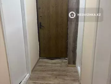 2-комнатная квартира, этаж 3 из 5, 40 м², миниатюра 7