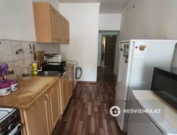 3-комнатная квартира, этаж 2 из 2, 63 м²