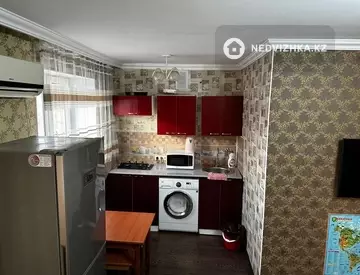 3-комнатная квартира, этаж 3 из 5, 60 м², Посуточно