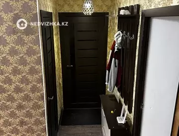 3-комнатная квартира, этаж 3 из 5, 60 м², Посуточно