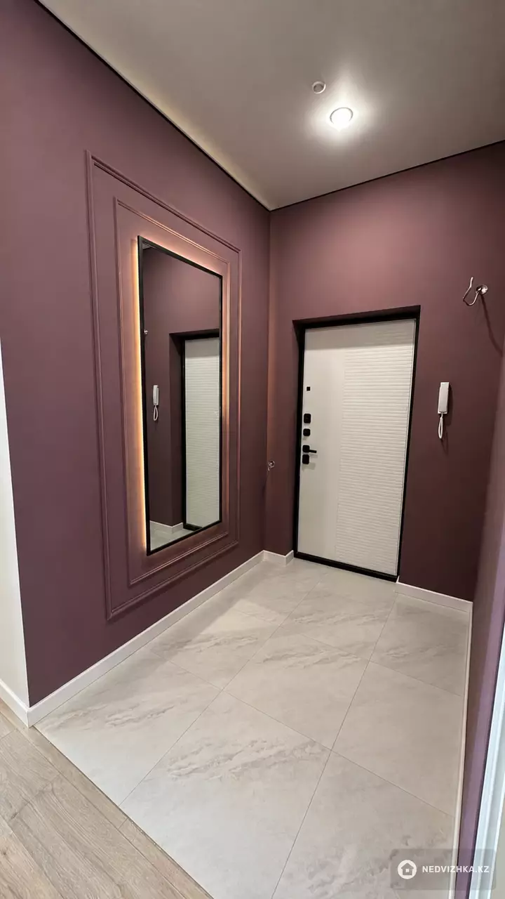 2-комнатная квартира, этаж 3 из 12, 50 м², фотография 3