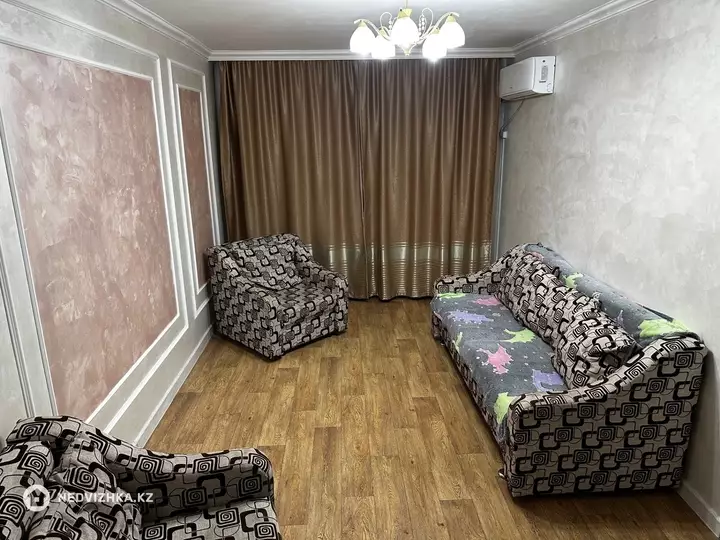 2-комнатная квартира, этаж 2 из 5, 44 м², Посуточно, 2-фотосурет