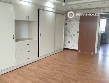 2-комнатная квартира, этаж 8 из 9, 65 м²