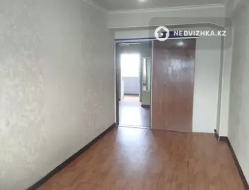 2-комнатная квартира, этаж 8 из 9, 65 м²