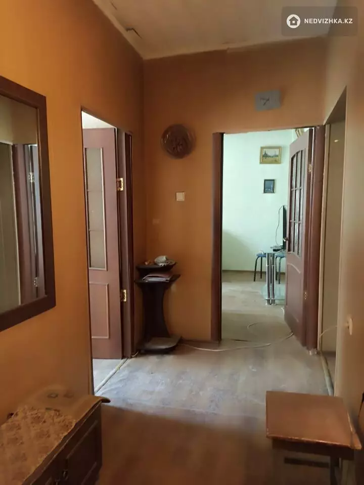 3-комнатная квартира, этаж 1 из 9, 72 м², фотография 3