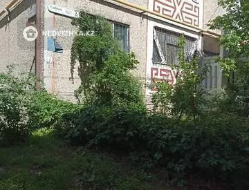 3-комнатная квартира, этаж 1 из 9, 66 м²
