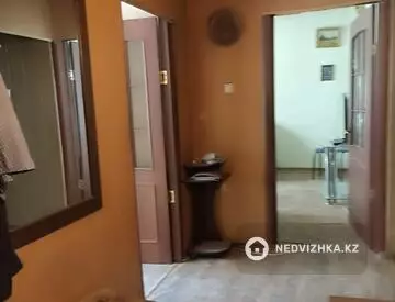 3-комнатная квартира, этаж 1 из 9, 72 м², миниатюра 6