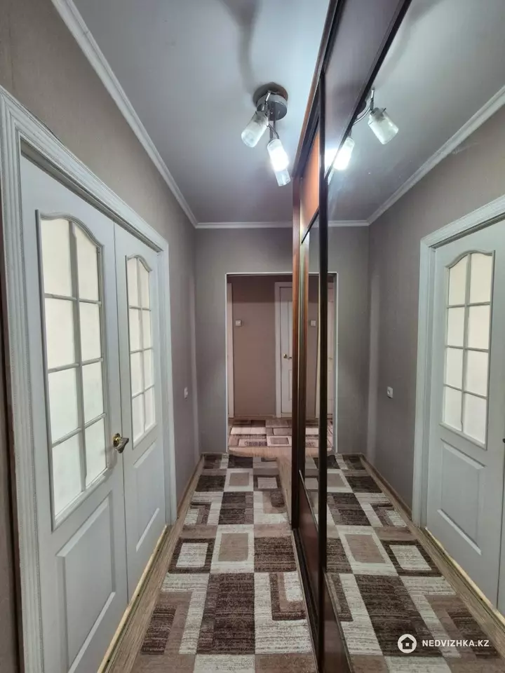 3-комнатная квартира, этаж 6 из 9, 68 м², фотография 2