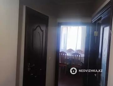 2-комнатная квартира, этаж 8 из 12, 68 м²