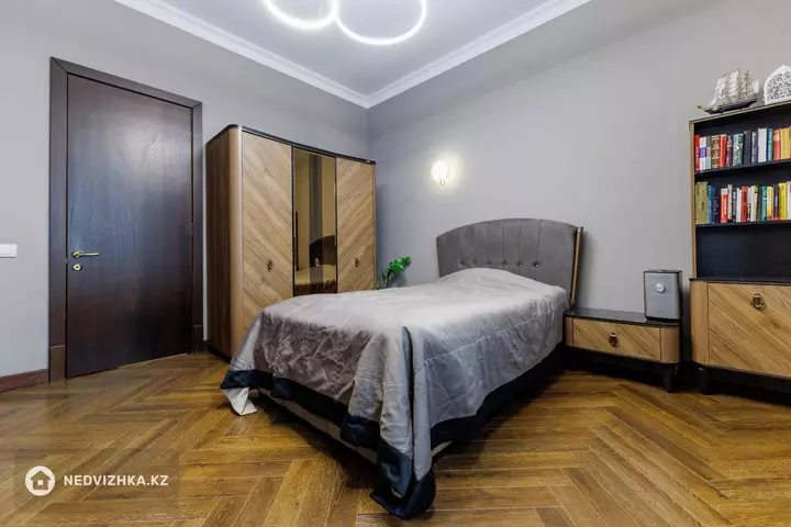 4-комнатная квартира, этаж 17 из 18, 148 м², фотография 5