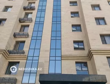 3-комнатная квартира, этаж 9 из 9, 114 м²