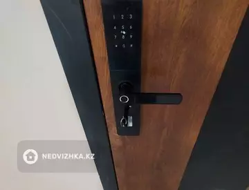 3-комнатная квартира, этаж 9 из 9, 114 м²