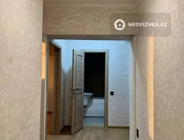 2-комнатная квартира, этаж 3 из 5, 50 м²